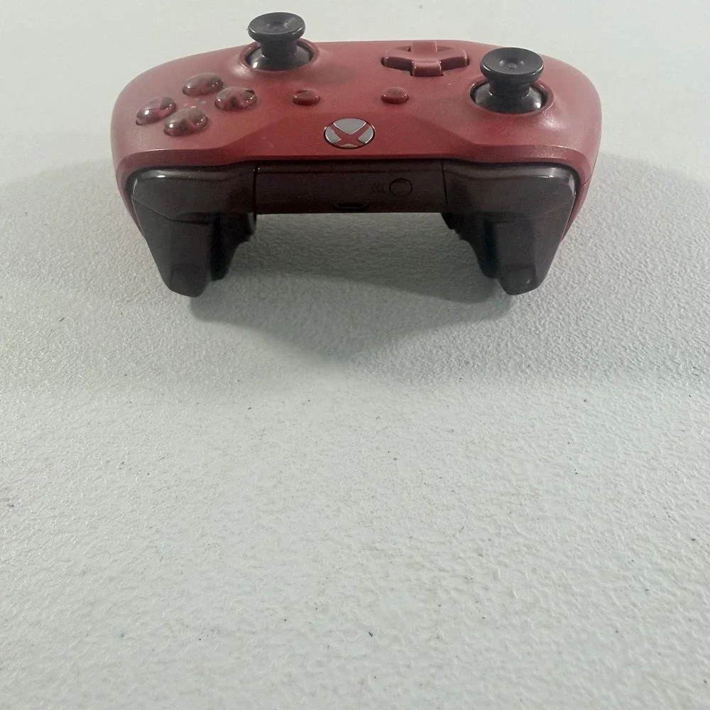 Xbox One Wireless Controller Deep Red Model 1708 Bluetooth FOR PARTS/REPAIR READ